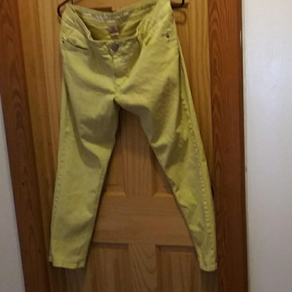 Mossimo Jean capri's